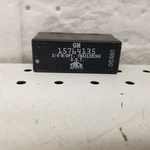 Gm 15764135 10383321 Silverado Sierra Tahoe Yukon Turn Sig Flasher Relay Module Used. Price: $15.95.