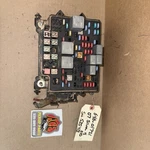 2006-2007 Chevy Silverado 1500 2500 Pickup Engine Fuse Box Classic Style Oem Used. Price: $99.99.