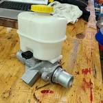 Oem Ford T407H Master Brake Cylinder Assembly 2014 F150 M630711 Used. Price: $78.99.