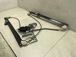 Land Rover Range 2003 09 Front Right Door Power Window Regulator Factory Used. Price: $91.11.