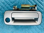 Lexus LS400 Front Passenger Door Outside Handle SILVER:199 1998 1999 Oem Used. Price: $40.00.