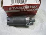 Engine Oil Pressure Switch Standard PS284T New. Price: $18.99.